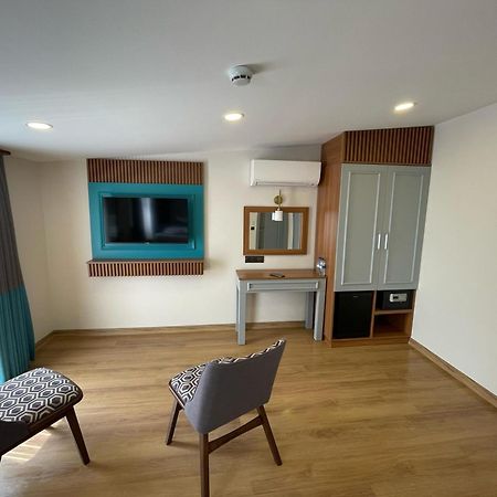 Lynda Hotel Истанбул Екстериор снимка